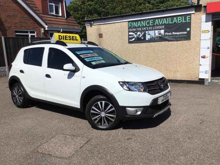 Dacia Sandero Stepway 1.5 DCi Laureate Euro 5 5dr