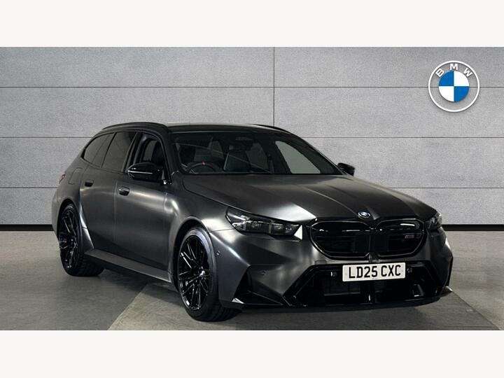 BMW M5 4.4 22.1kWh Touring Steptronic XDrive Euro 6 (s/s) 5dr