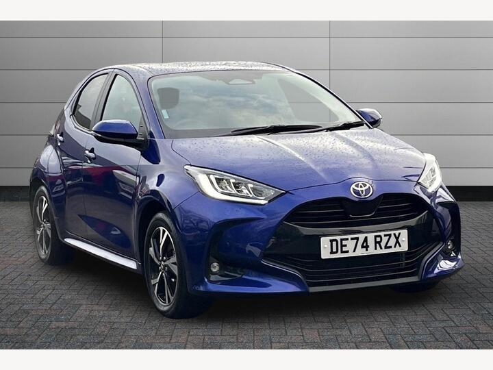 Toyota Yaris 1.5 VVT-h Design E-CVT Euro 6 (s/s) 5dr