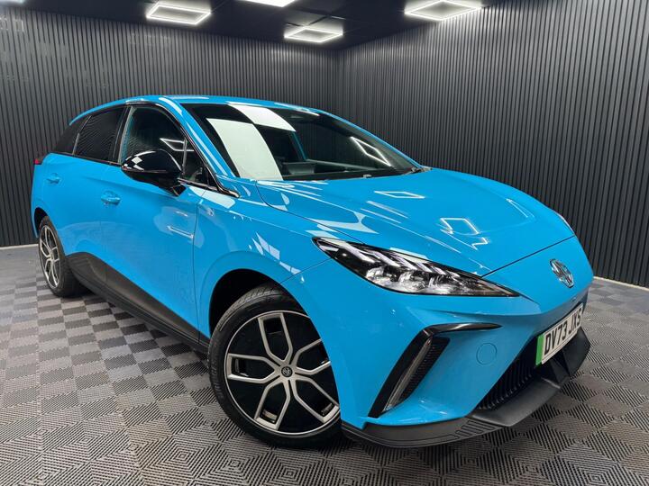 MG MG4 64kWh Trophy Long Range Auto 5dr