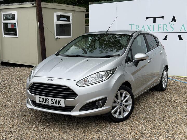 Ford Fiesta 1.0T EcoBoost Titanium Euro 6 (s/s) 5dr