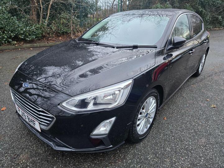 Ford Focus 1.0T EcoBoost Titanium Euro 6 (s/s) 5dr