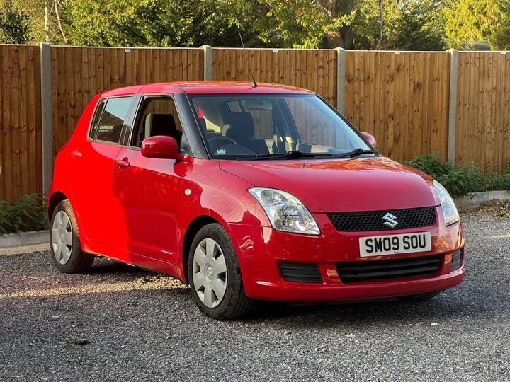 Suzuki Swift 1.3 GL 5dr Suzuki Swift 1.3 GL 5dr