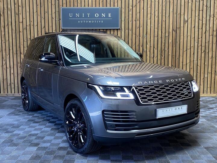 Land Rover Range Rover 4.4 SD V8 Vogue SE Auto 4WD Euro 6 (s/s) 5dr Land Rover Range Rover 4.4 SD V8 Vogue SE Auto 4WD Euro 6 (s/s) 5dr