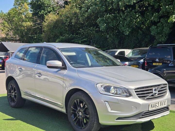 Volvo XC60 2.4 D5 SE Lux Nav Geartronic AWD Euro 5 5dr