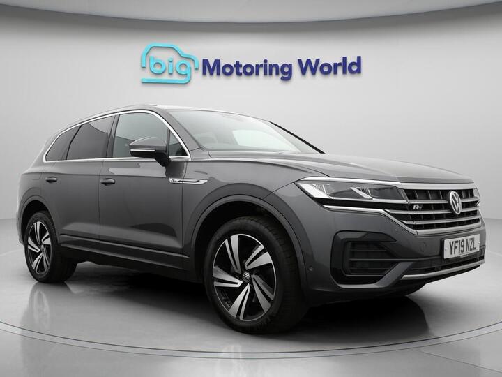 Volkswagen Touareg 3.0 TDI V6 R-Line Tech Tiptronic 4Motion Euro 6 (s/s) 5dr