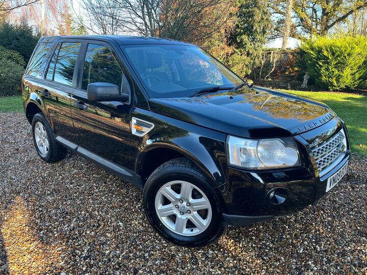Land Rover Freelander 2 2.2 TD4e S 4WD Euro 4 (s/s) 5dr Land Rover Freelander 2 2.2 TD4e S 4WD Euro 4 (s/s) 5dr