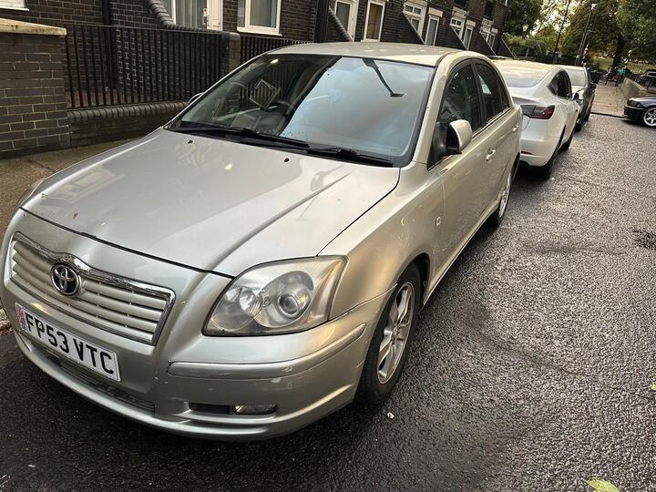 Toyota Avensis 1.8 VVT-i T3-X 5dr