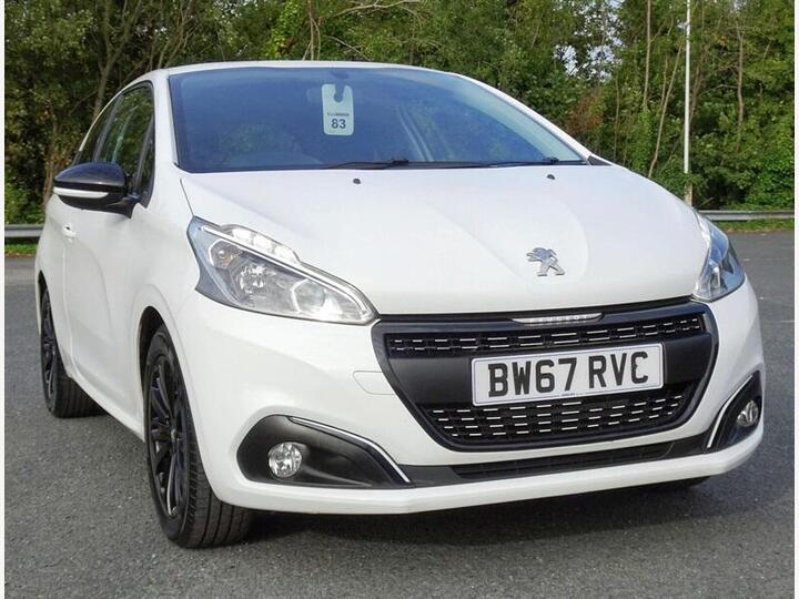 Peugeot 208 1.2 PureTech Black Edition Euro 6 3dr