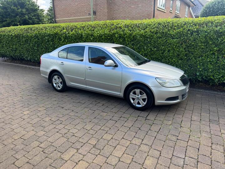 Skoda Octavia 1.4 TSI SE Euro 5 5dr Skoda Octavia 1.4 TSI SE Euro 5 5dr