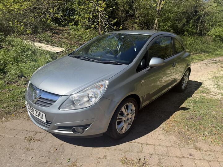 Vauxhall CORSA 1.2i 16v SE 3dr (a/c)