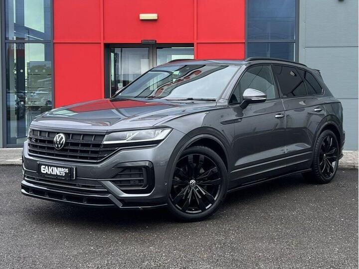 Volkswagen Touareg 3.0 TDI V6 R-Line Tech Plus Tiptronic 4Motion Euro 6 (s/s) 5dr Volkswagen Touareg 3.0 TDI V6 R-Line Tech Plus Tiptronic 4Motion Euro 6 (s/s) 5dr
