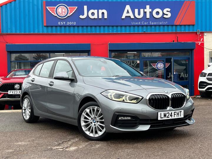 BMW 1 Series 1.5 118i SE (LCP) DCT Euro 6 (s/s) 5dr