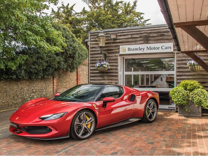 Ferrari 296 GTB 3.0T V6 7.45kWh F1 DCT Euro 6 (s/s) 2dr