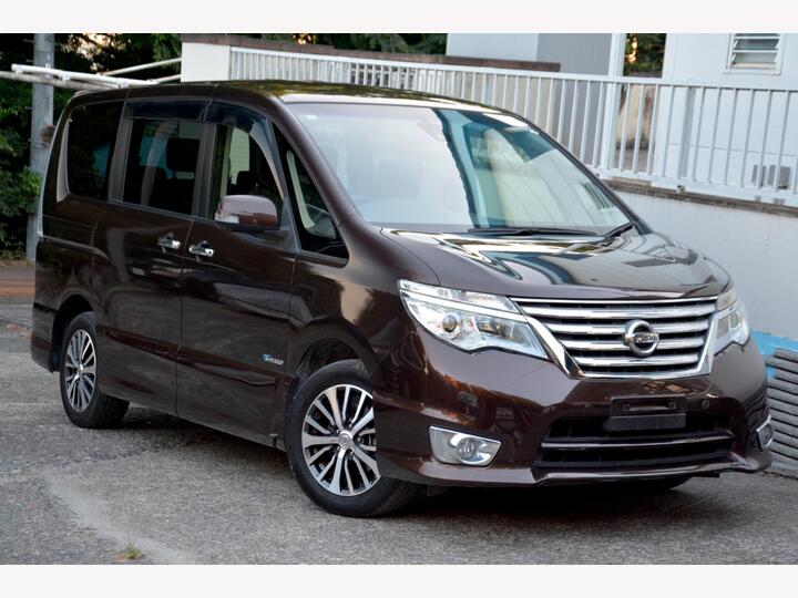 Nissan Serena 2.0 Highway Star V Selection Plus