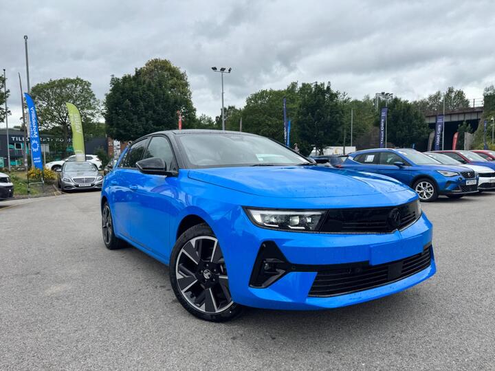 Vauxhall Astra Electric 54kWh Ultimate Auto 5dr Vauxhall Astra Electric 54kWh Ultimate Auto 5dr