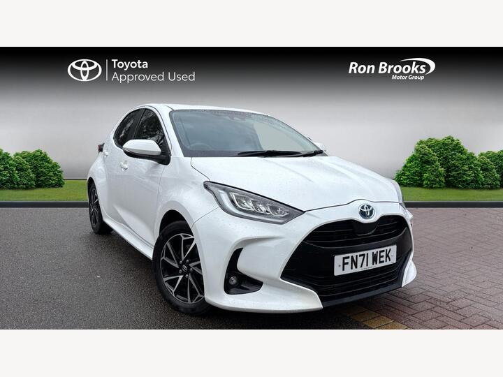 Toyota Yaris 1.5 VVT-h Design E-CVT Euro 6 (s/s) 5dr