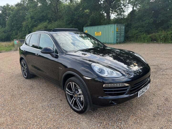 Porsche Cayenne 3.0h V6 S TiptronicS 4WD Euro 5 (s/s) 5dr Porsche Cayenne 3.0h V6 S TiptronicS 4WD Euro 5 (s/s) 5dr