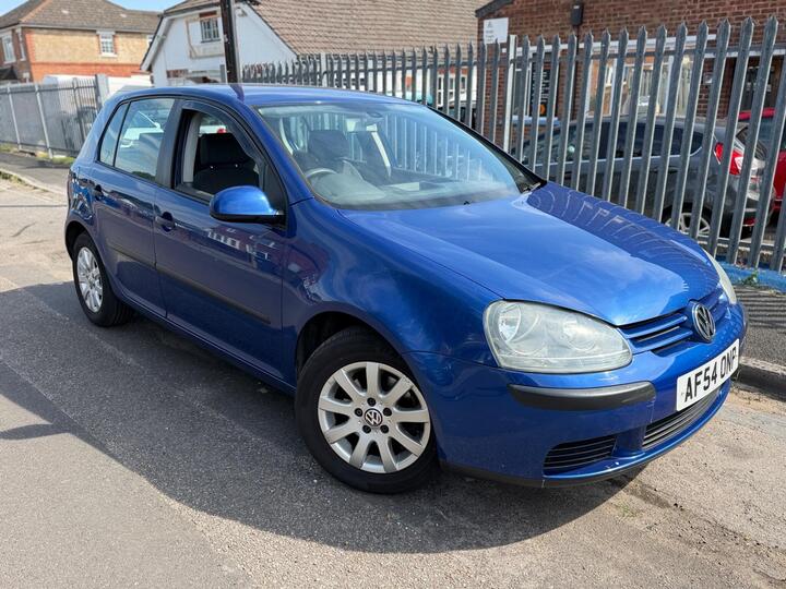 Volkswagen Golf 1.6 FSI SE 5dr Volkswagen Golf 1.6 FSI SE 5dr