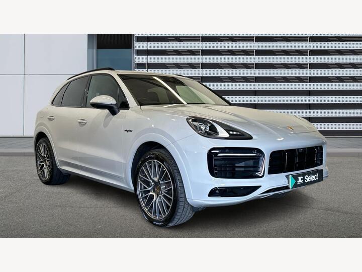 Porsche Cayenne 3.0 V6 E-Hybrid 17.9kWh Platinum Edition TiptronicS 4WD Euro 6 (s/s) 5dr (3.6kW Charger) Porsche Cayenne 3.0 V6 E-Hybrid 17.9kWh Platinum Edition TiptronicS 4WD Euro 6 (s/s) 5dr (3.6kW Charger)