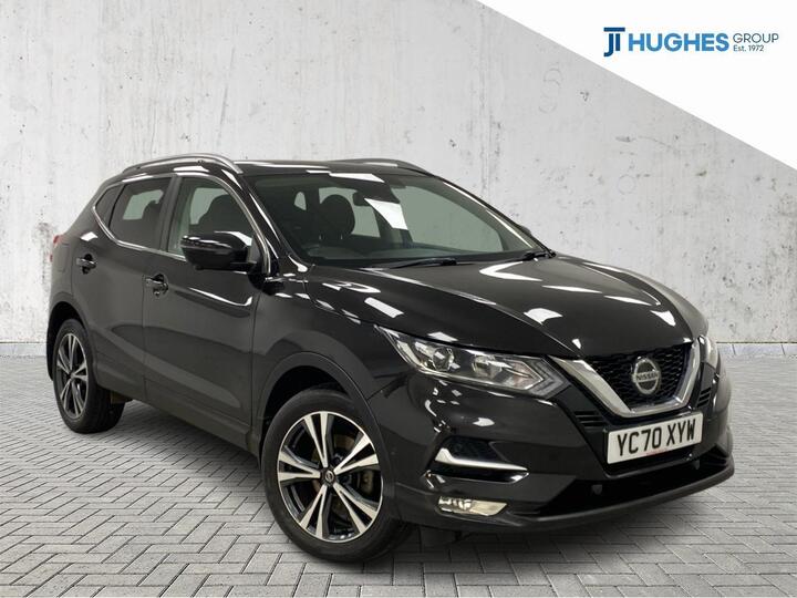 Nissan Qashqai 1.3 DIG-T N-Connecta Euro 6 (s/s) 5dr