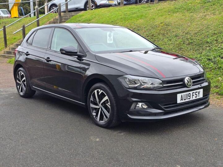 Volkswagen Polo 1.0 TSI Beats Euro 6 (s/s) 5dr Volkswagen Polo 1.0 TSI Beats Euro 6 (s/s) 5dr