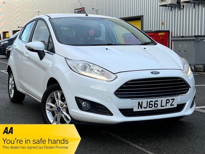 Ford Fiesta 1.25 Zetec Euro 6 5dr