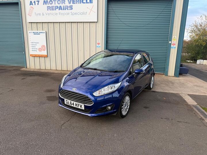 Ford Fiesta 1.0T EcoBoost Titanium Euro 5 (s/s) 5dr Ford Fiesta 1.0T EcoBoost Titanium Euro 5 (s/s) 5dr
