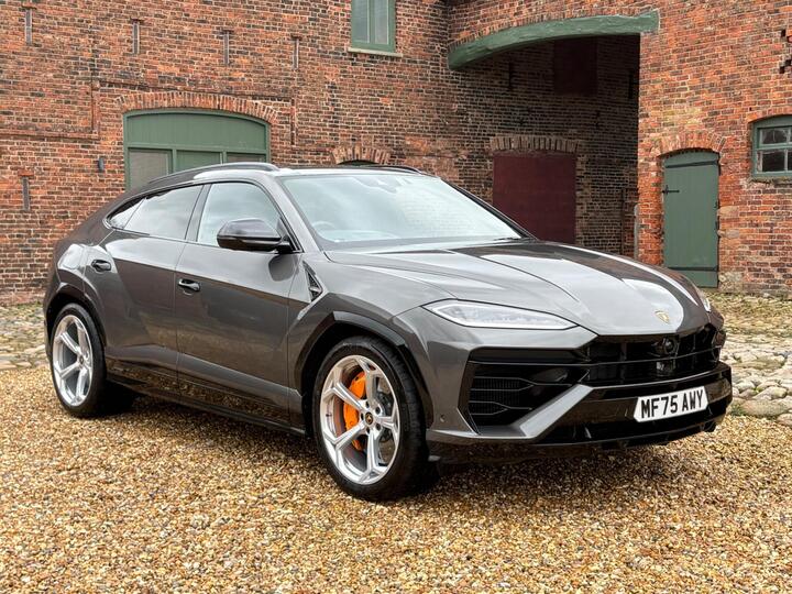 Lamborghini Urus 4.0 V8 BiTurbo 25.9kWh SE Auto 4WD Euro 6 5dr Lamborghini Urus 4.0 V8 BiTurbo 25.9kWh SE Auto 4WD Euro 6 5dr