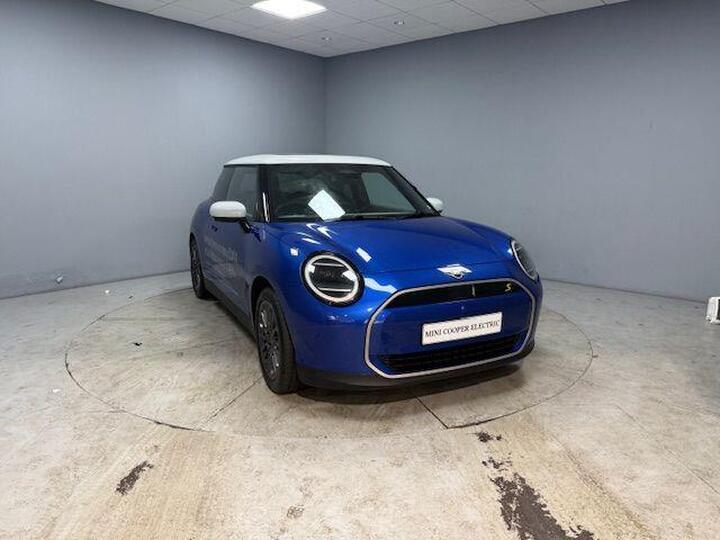 MINI Electric Cooper SE 54.2kWh Exclusive Auto 3dr