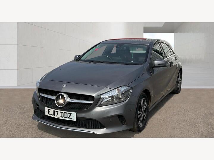 Mercedes-Benz A Class 1.6 A160 SE (Executive) Euro 6 (s/s) 5dr