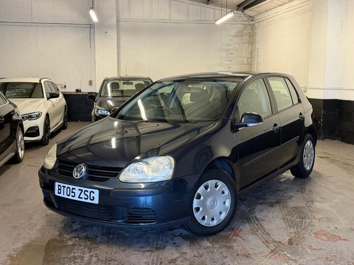 Volkswagen Golf 1.6 FSI S 5dr