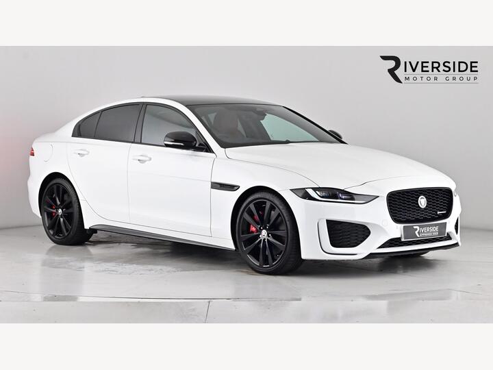 Jaguar Xe 2.0 D200 MHEV R-Dynamic SE Black Auto Euro 6 (s/s) 4dr