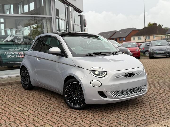 Fiat 500e 42kWh La Prima Auto 3dr