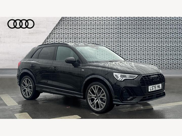 Audi Q3 1.5 TFSI CoD 35 Black Edition S Tronic Euro 6 (s/s) 5dr