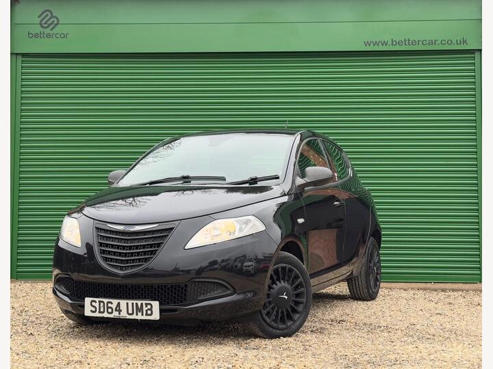 Chrysler Ypsilon 1.2 Silver Euro 6 5dr Chrysler Ypsilon 1.2 Silver Euro 6 5dr