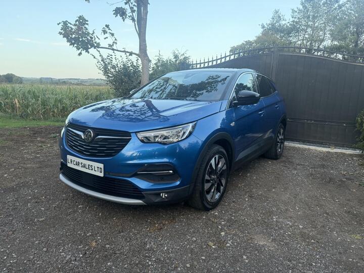 Vauxhall Grandland X 1.2 Turbo SRi Nav Euro 6 (s/s) 5dr