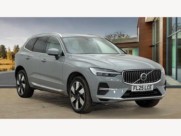 Volvo XC60 2.0h T8 18.8kWh Ultra Bright Auto AWD Euro 6 (s/s) 5dr