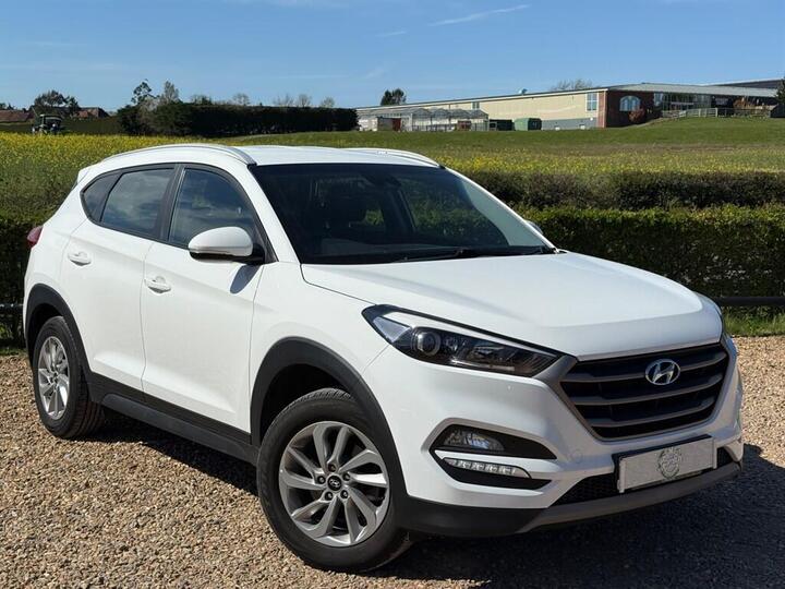 Hyundai TUCSON 1.6 GDi Blue Drive SE Nav Euro 6 (s/s) 5dr