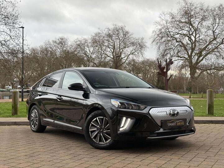 Hyundai IONIQ 38.3kWh Premium SE Auto 5dr