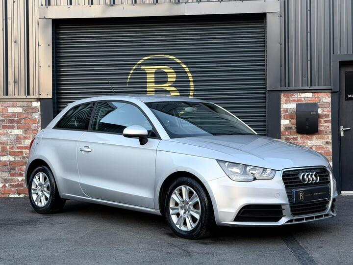 Audi A1 1.2 TFSI SE Euro 5 (s/s) 3dr