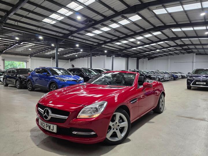 Mercedes-Benz SLK 1.8 SLK200 BlueEfficiency G-Tronic+ Euro 5 (s/s) 2dr Mercedes-Benz SLK 1.8 SLK200 BlueEfficiency G-Tronic+ Euro 5 (s/s) 2dr