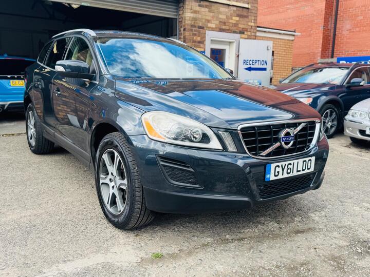 Volvo XC60 2.4 D5 SE Lux Geartronic AWD Euro 5 5dr
