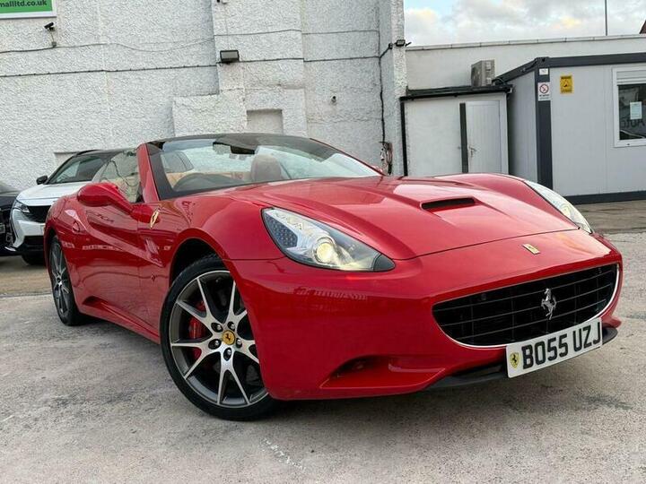 Ferrari California 4.3 F1 DCT Euro 5 2dr Ferrari California 4.3 F1 DCT Euro 5 2dr