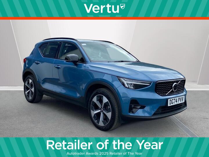 Volvo XC40 2.0 B3 MHEV Plus Dark DCT Auto Euro 6 (s/s) 5dr