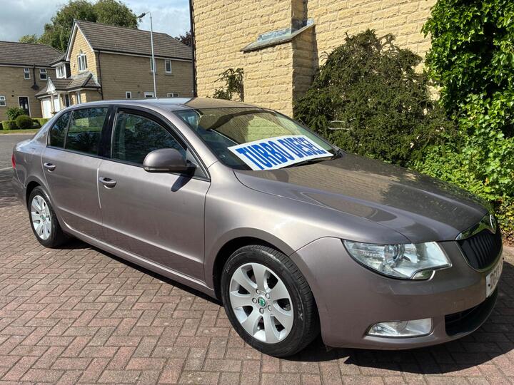 Skoda Superb 1.6 TDI S GreenLine II Euro 5 (s/s) 5dr