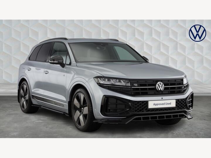 Volkswagen Touareg 3.0 TDI V6 Black Edition Tiptronic 4Motion Euro 6 (s/s) 5dr