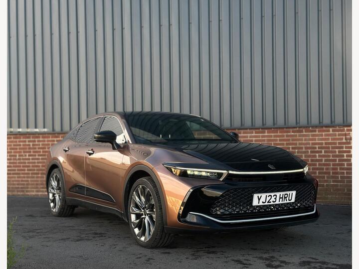 Toyota Crown 2.5 HYBRID EURO 6 5DR Toyota Crown 2.5 HYBRID EURO 6 5DR