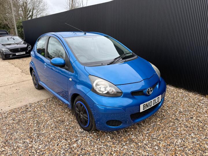 Toyota AYGO 1.0 VVT-i Blue Euro 4 5dr
