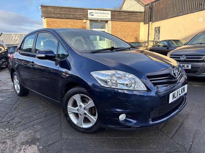 Toyota Auris 1.6 V-Matic TR Euro 5 5dr Toyota Auris 1.6 V-Matic TR Euro 5 5dr